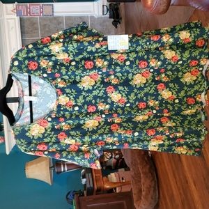 LuLaRoe 3XL Perfect Tee Swing Top Roses- NWT